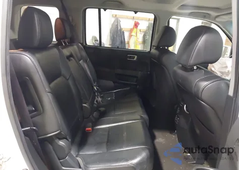 2013 Honda Pilot Touring from USA, damaged, VIN 5FNYF4H98DB068467